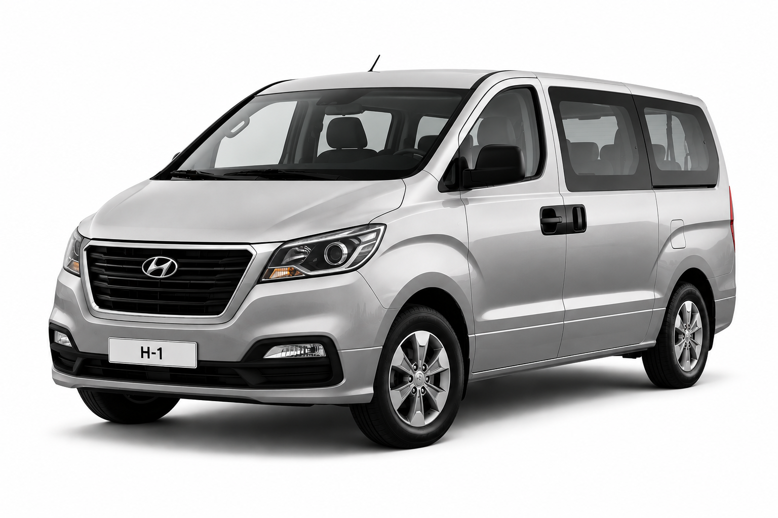 Hyundai H1 7-seater van for group Umrah and Hajj transfers Jeddah Makkah Madinah